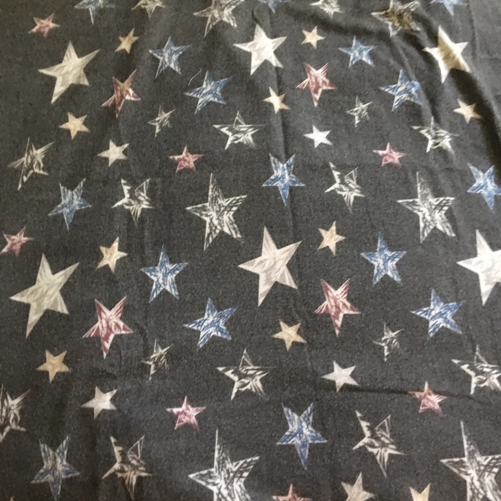 🧣GUC gray winter scarf with star detail